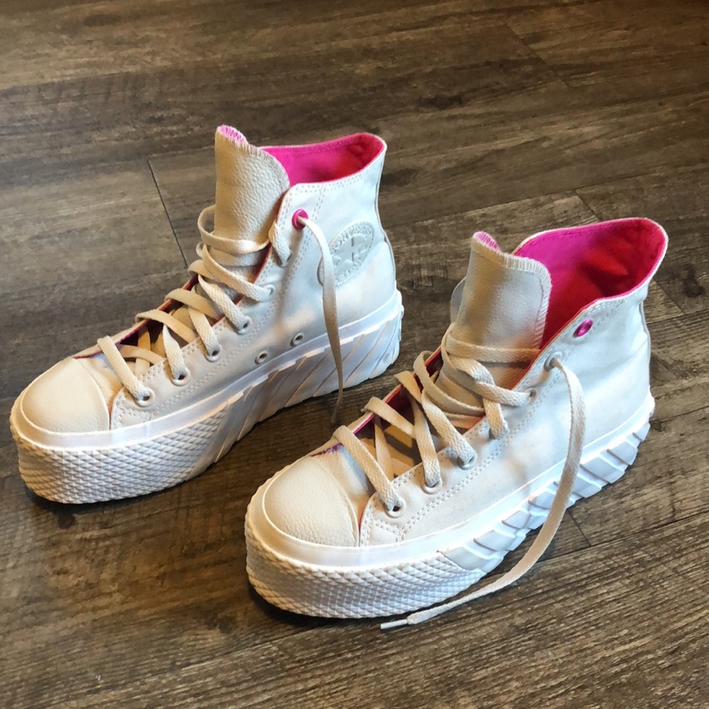 Platform High Top Converse Women’s 7